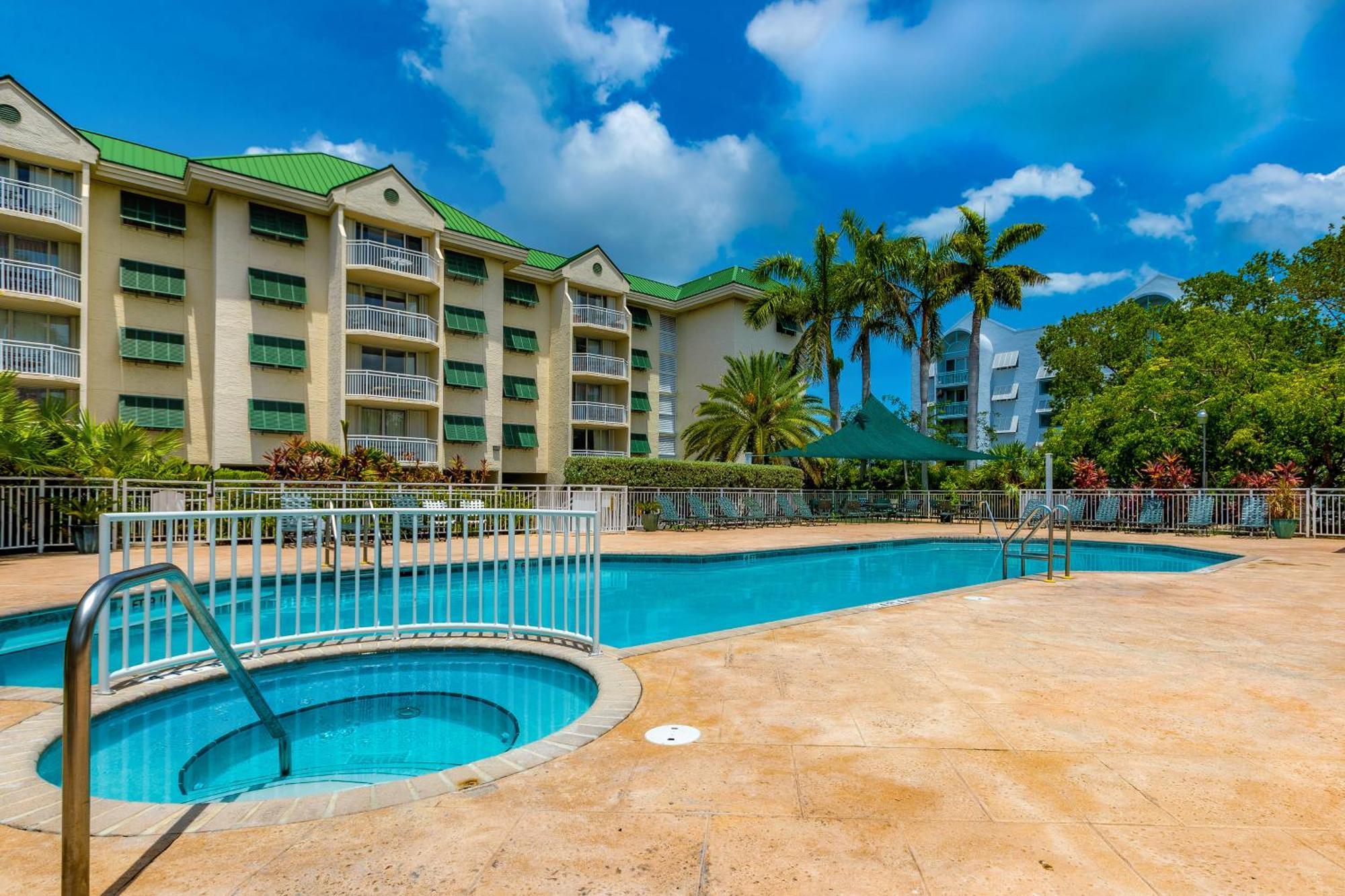 Sunrise Suites Big Kahuna Suite #202 キーウェスト 部屋 写真