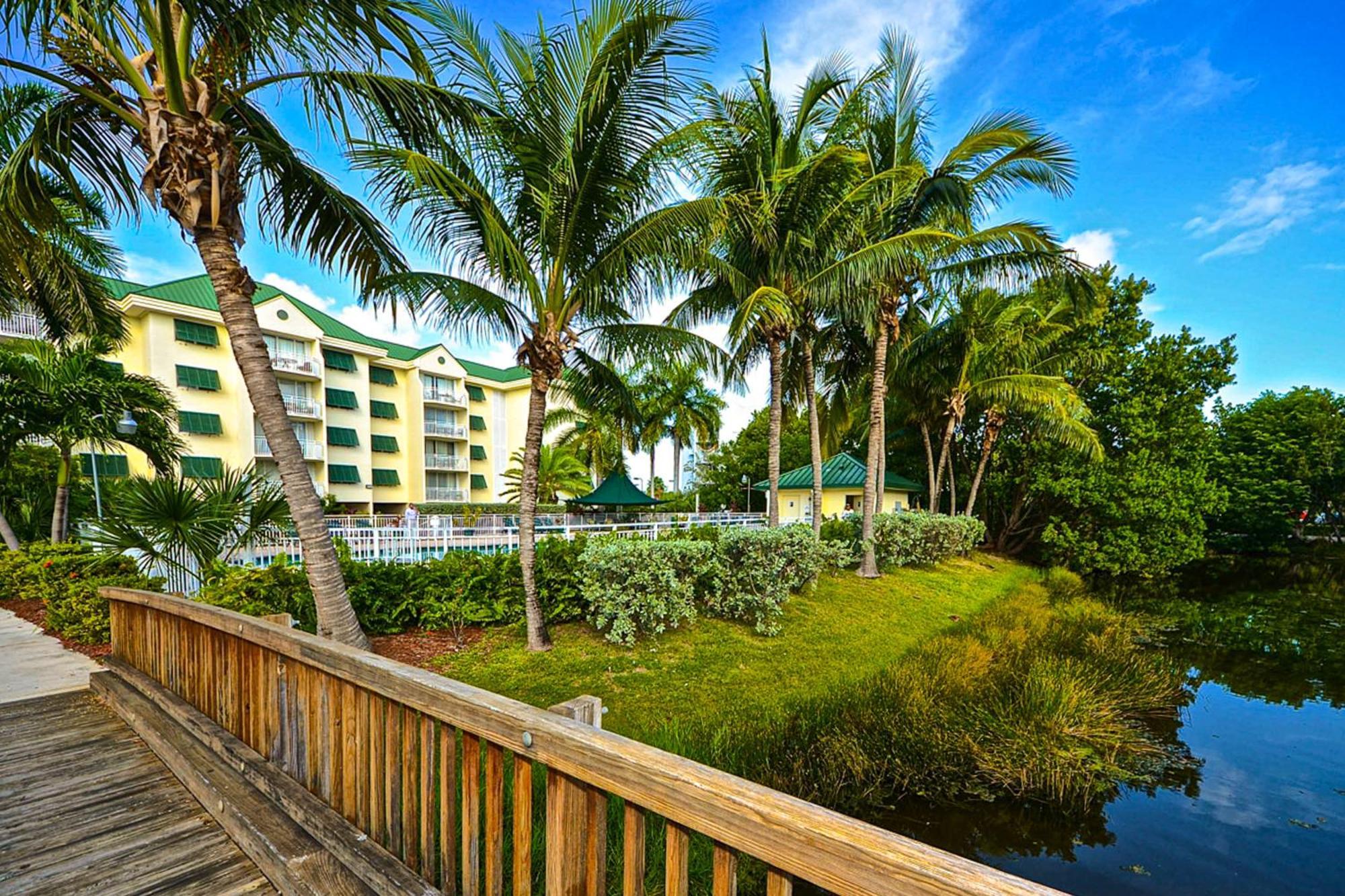 Sunrise Suites Big Kahuna Suite #202 キーウェスト 部屋 写真